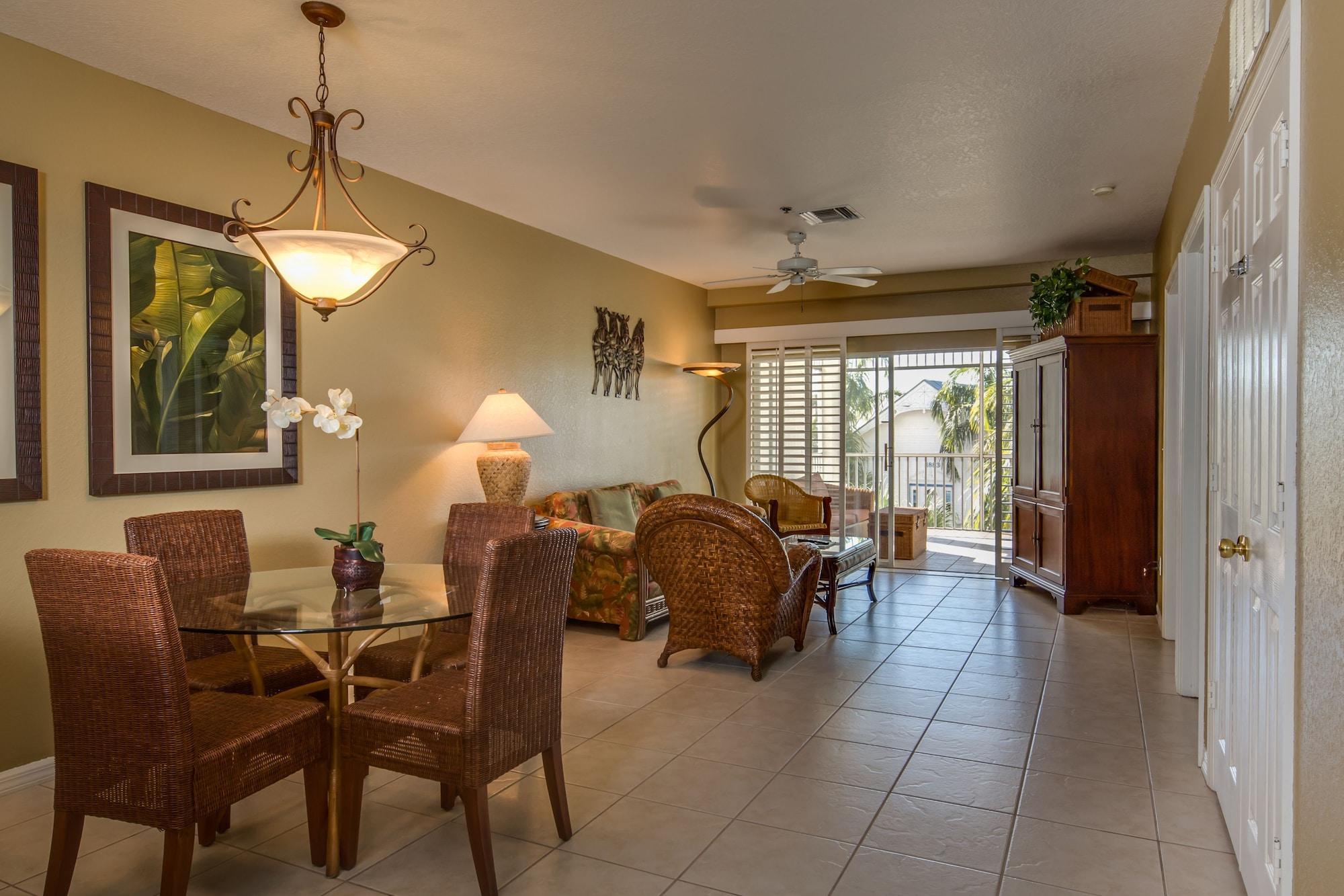 Olde Marco Island Inn And Suites Екстериор снимка