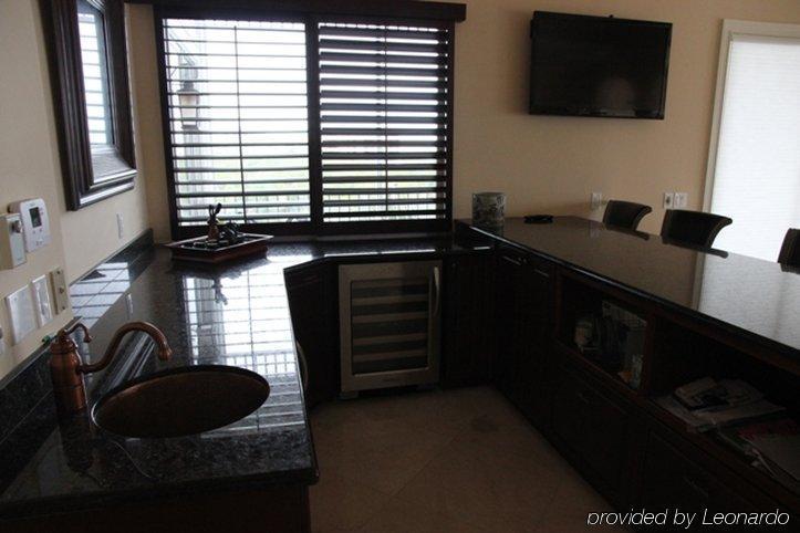 Olde Marco Island Inn And Suites Екстериор снимка