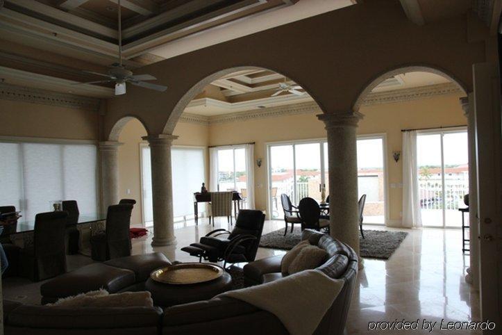 Olde Marco Island Inn And Suites Екстериор снимка