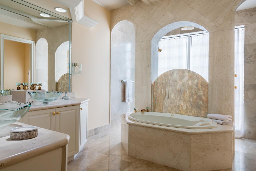 Olde Marco Island Inn And Suites Екстериор снимка